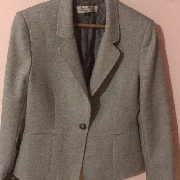 Tahari Other - Tahari size 10 pant suit in gray.